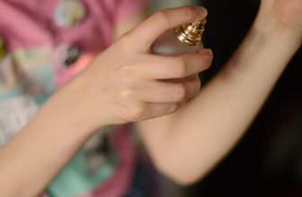 Is It OK For Kids To Wear Perfume? A Derm’s Advice On Finding Safe Fragrances