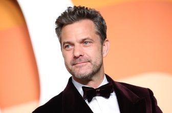 Joshua Jackson Opened Up About Co-Parenting & The Response Is Very Mixed