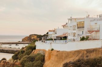 21 Beautiful Algarve Towns Worth The Visit (2024)