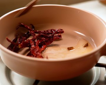 roast chilli, asafoetida