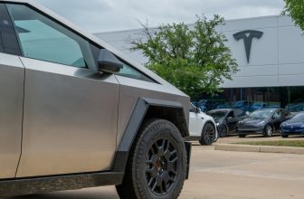 Tesla Odometers Could Be Overestimating Mileage By As Much As 117%: Lawsuit