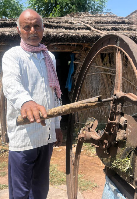 65 साल के तरसेम लाल खेती करके गुजारा करते हैं।