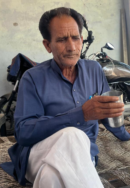 गांव के पूर्व सरपंच हरबंश लाल।