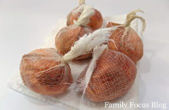 Natural Dye For Easter Eggs: Onion Skin Tutorial
