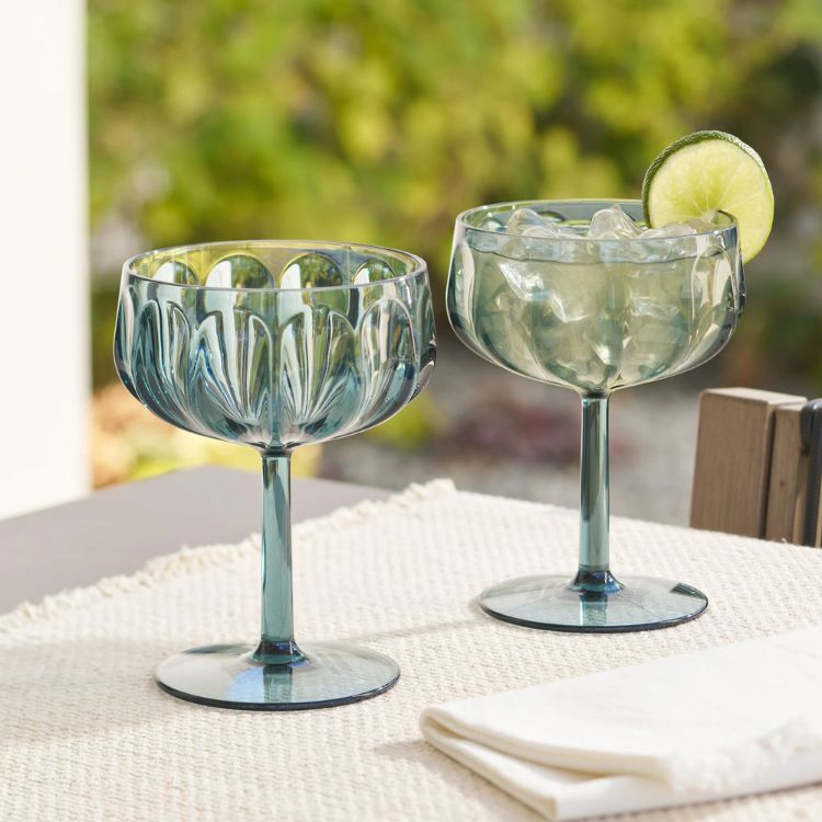 outdoor walmart dinnerware