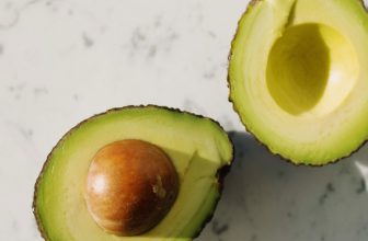 8 Superfoods for Glowing Skin