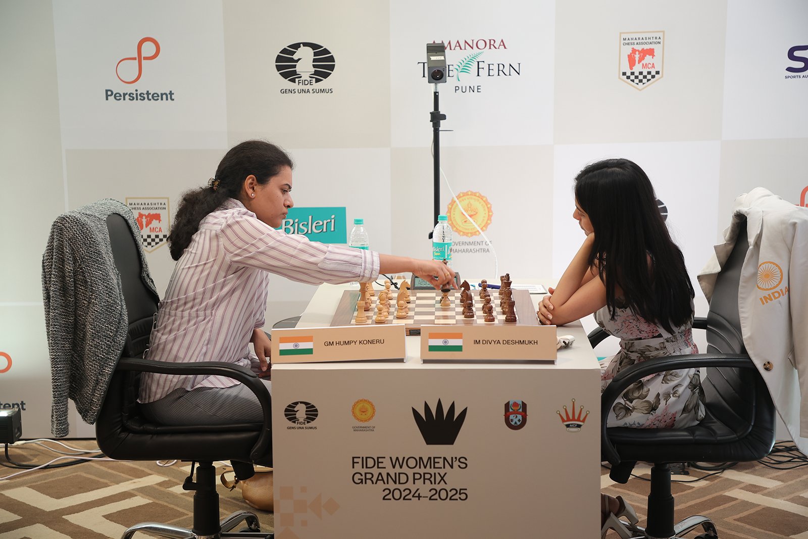 Humpy Koneru vs Divya Desmukh Pune 2025