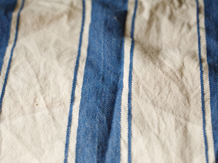 covered rolled disc with kitchen napkin.