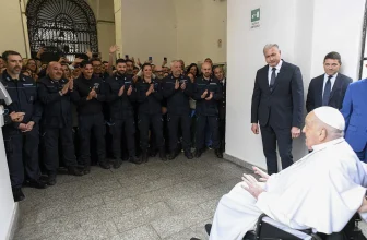 Pope Francis makes surprise visit to Regina Coeli prison on Holy Thursday
