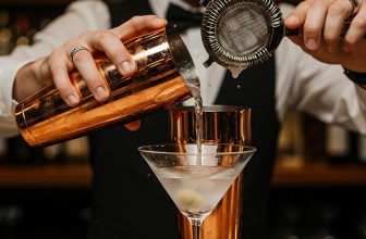 4 of the Strongest Cocktails You Can Order at a Bar