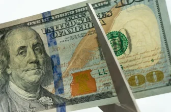 Nearly half of C-suite execs weigh team budget cuts: Gartner