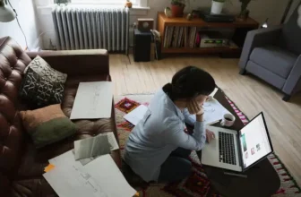 56% Remote Workers Don’t Leave Home for Weeks