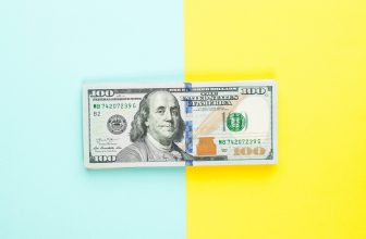 What Are the Best Community Banks in Illinois?