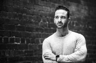 7 AI Tools Solopreneurs Need for 2026 to Hit 7 Figures