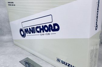 Suzuki Omnichord OM-108 OM108 Strumplate Auto Bass Chord Electronic Musical JP