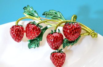 Strawberry Jewellery Floral Brooch Pin Brooches for Women Vintage