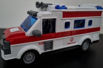 Rc Toy Emergency Rescue Ambulance Van Remote Control Car Siren Lights Kids Toy