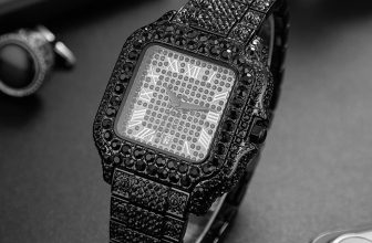Luxury Style Diamond Watch Mens Iced Out Quartz Roman Numerals Wristwatch