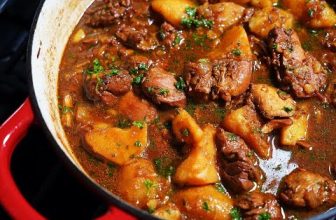 Stew Chicken (brown stew) With Potato | CaribbeanPot.com