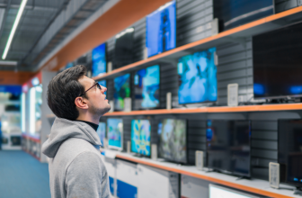 Why Black Friday Is a Bad Day to Impulse Buy Electronics