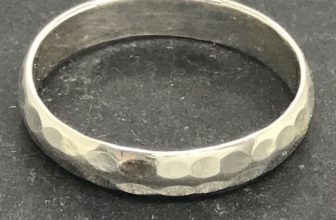Hammered band ring, solid Sterling silver, 4mm width. New.