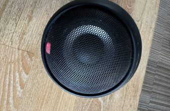 Anthony Gallo Nucleus speakers In Black