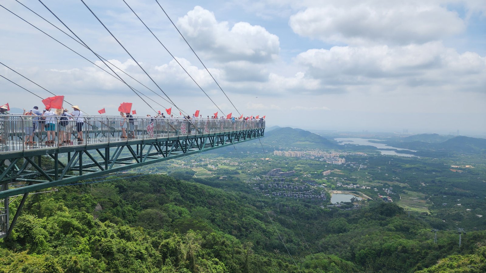 Yanoda Glass Platform