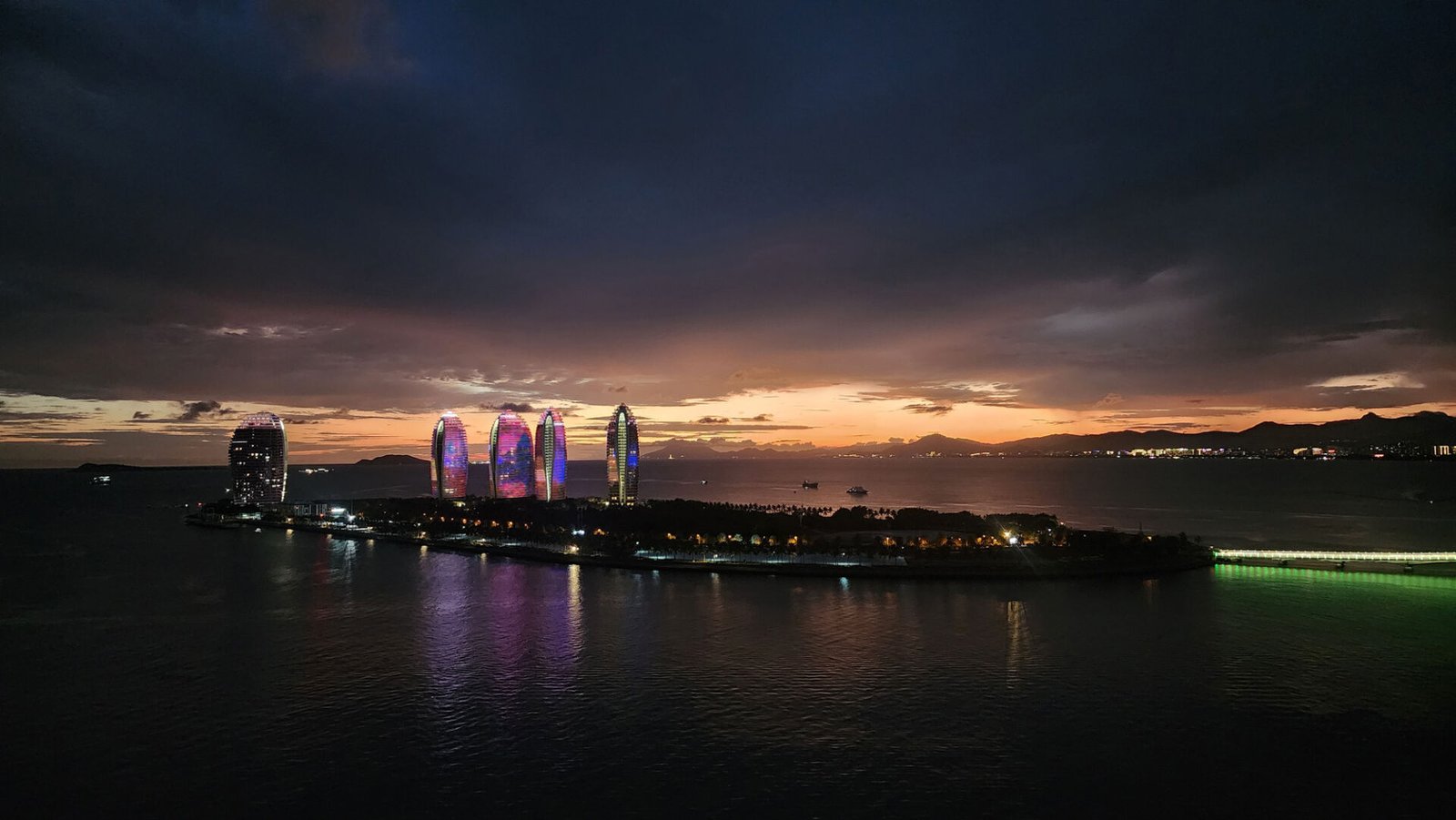 Sanya Phoenix Island Night View
