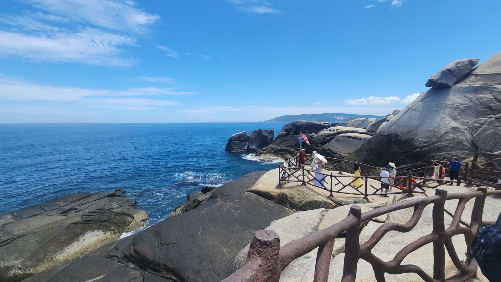 Guanriyan at Wuzhizhou Island, Hainan