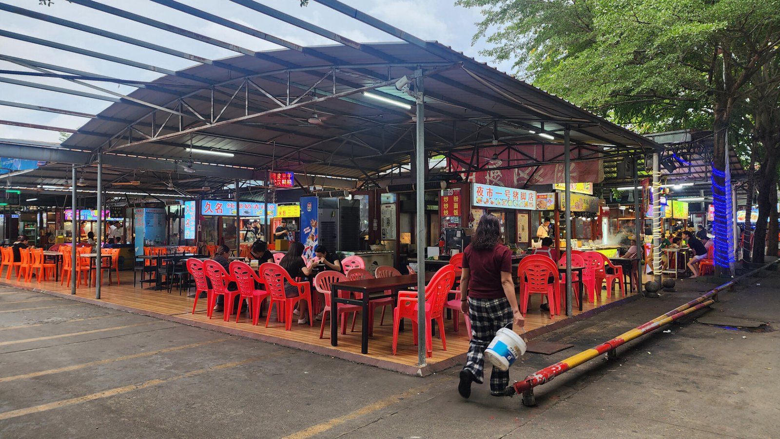 Sanya Linwang Night Market