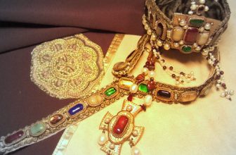 Byzantine accessories