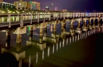 South Cove Natural Area Boardwalk, West Palm Beach, Florida, USA