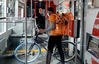 Essen auf Rädern, äh Schienen. | Meals on Wheels