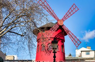 Paris – Pigalle – Le Moulin Rouge -3D0A9178-Modifier