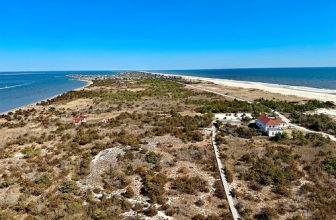 Fire Island northeasterly view