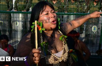 UN climate summit drops mention of fossil fuels from draft deal