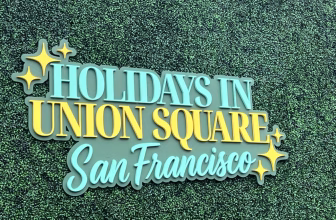 Christmas Shopping in Union Square San Francisco 2025