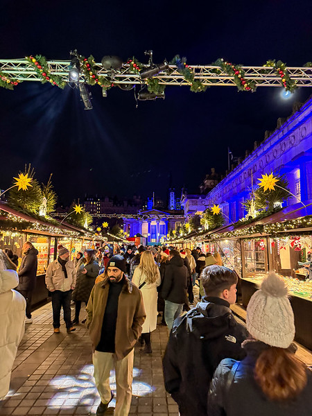 Edinburgh Christmas market at night