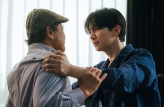 2PM’s Lee Junho Seeks Out Kim Sang Ho For Tense Confrontation In “Typhoon Family”