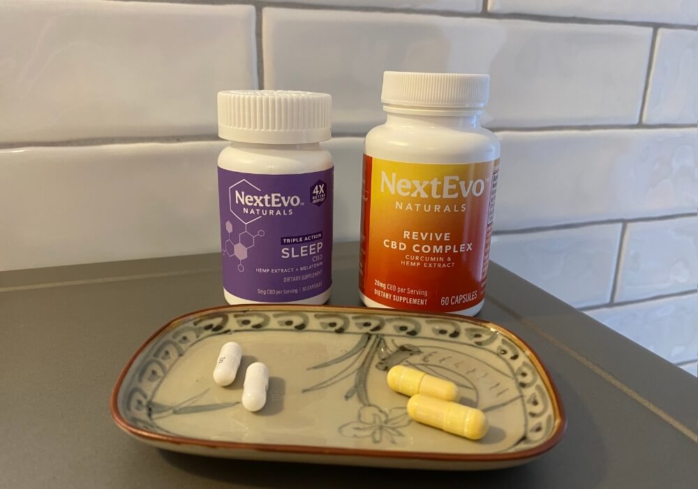 NextEvo Sleep and Revive capsules