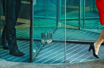 Why CEO Turnover Is Rising in 2025