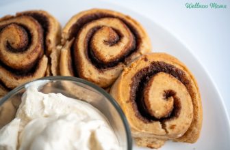 Homemade Protein Cinnamon Rolls Recipe (With Greek Yogurt)