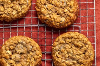 Pumpkin Oatmeal Cookies