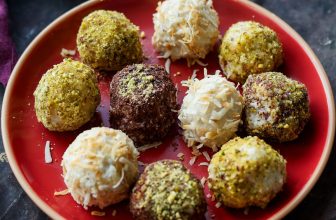 Kheer Ladoo (Indian Rice Pudding Truffles)