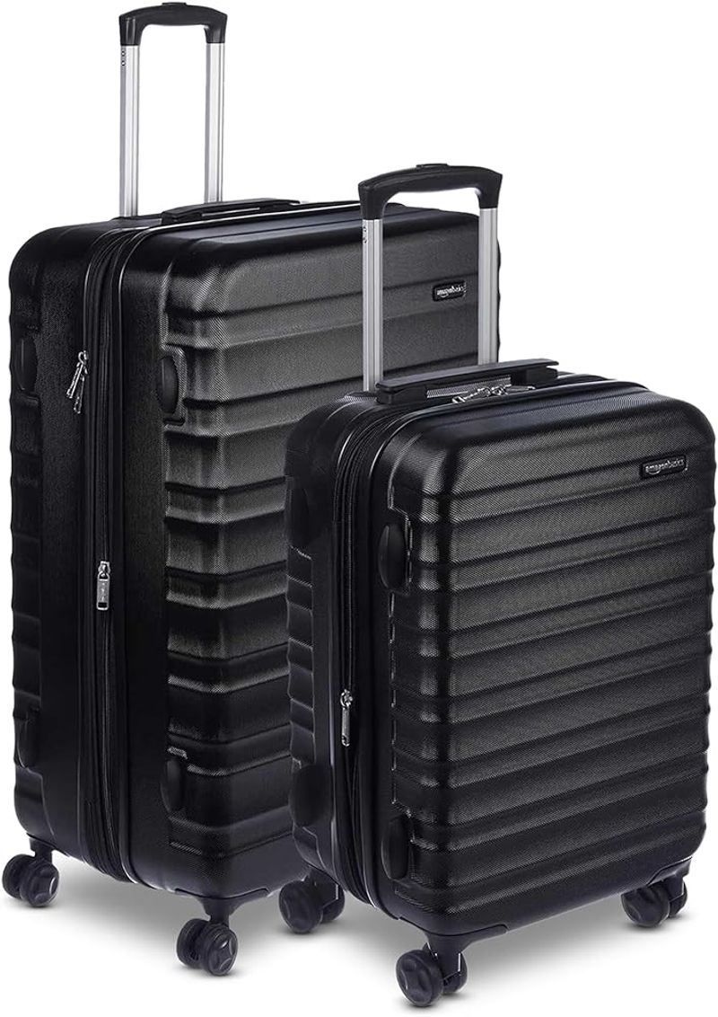 AmazonBasics Hardside Spinner Luggage Set