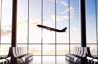 London Heathrow United Club Lounge Review