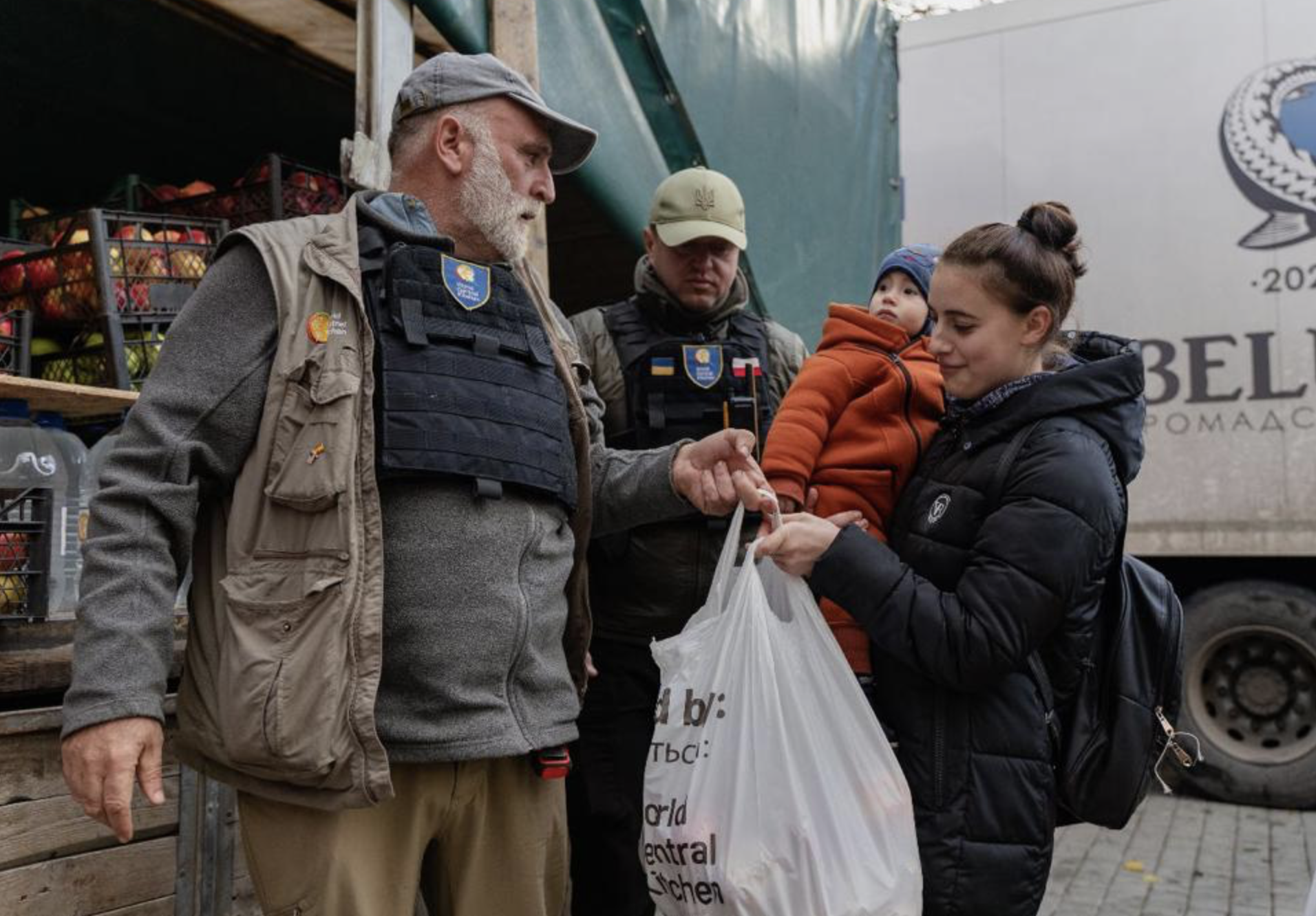 13 best gifts for dads men 2025