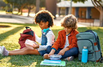 Why Real Animal Nutrition Beats Standard Lunchbox Snacks