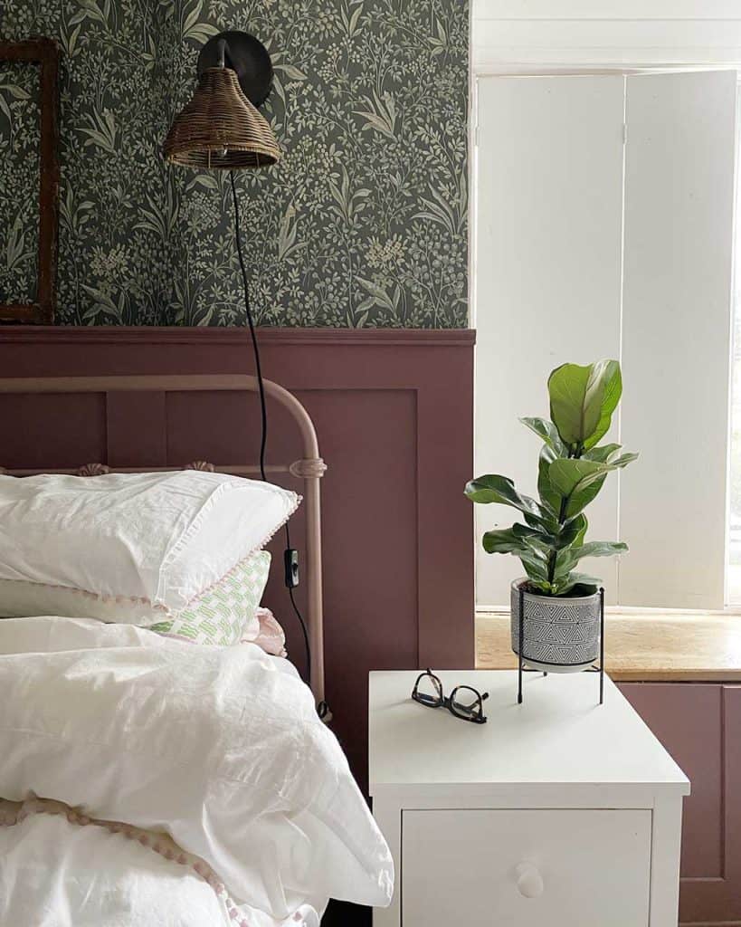 12 of the best burgundy paint colours