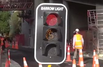 Why US Traffic Lights Don’t Have Countdown Timers